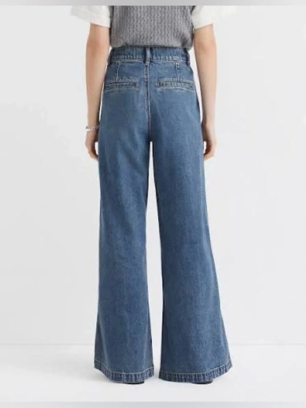LOFT The trouser jeans size 29/ 8 Vintage Mid wash B159